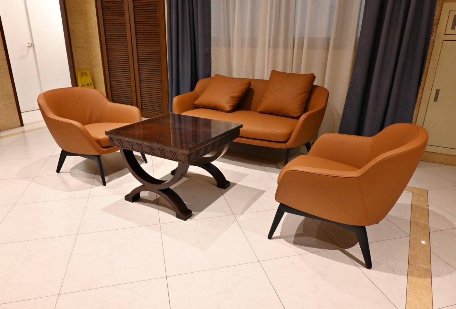 桃園市中壢區住宿推薦｜福容徠旅中壢店｜福容大飯店創建的輕旅品牌，步行至中壢車站僅4分鐘，地理位置絕佳，免費迎賓飲品點心及健身房之福容徠旅中壢店開箱分享！