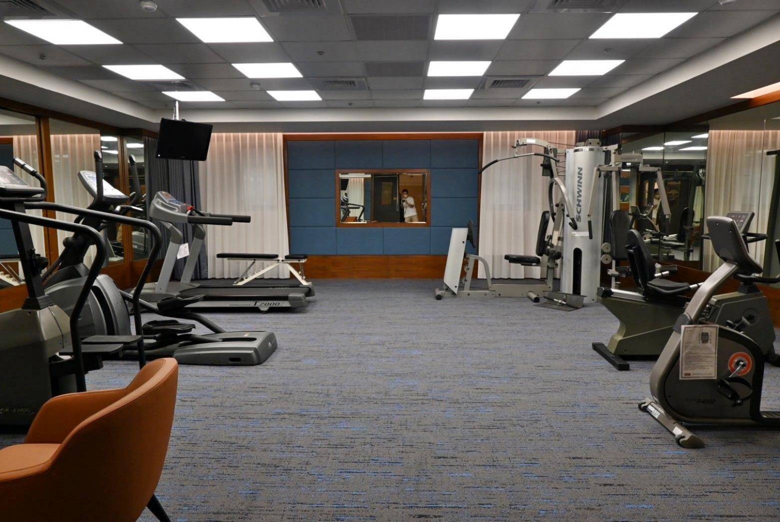 桃園市中壢區住宿推薦｜福容徠旅中壢店｜福容大飯店創建的輕旅品牌，步行至中壢車站僅4分鐘，地理位置絕佳，免費迎賓飲品點心及健身房之福容徠旅中壢店開箱分享！