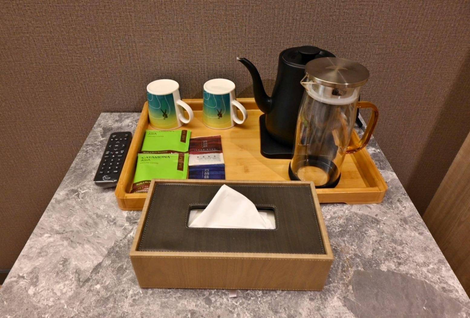 桃園市中壢區住宿推薦｜福容徠旅中壢店｜福容大飯店創建的輕旅品牌，步行至中壢車站僅4分鐘，地理位置絕佳，免費迎賓飲品點心及健身房之福容徠旅中壢店開箱分享！