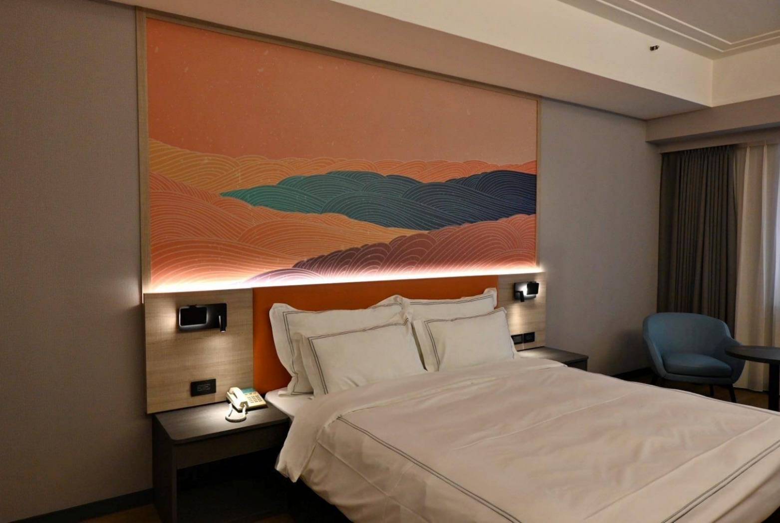 桃園市中壢區住宿推薦｜福容徠旅中壢店｜福容大飯店創建的輕旅品牌，步行至中壢車站僅4分鐘，地理位置絕佳，免費迎賓飲品點心及健身房之福容徠旅中壢店開箱分享！