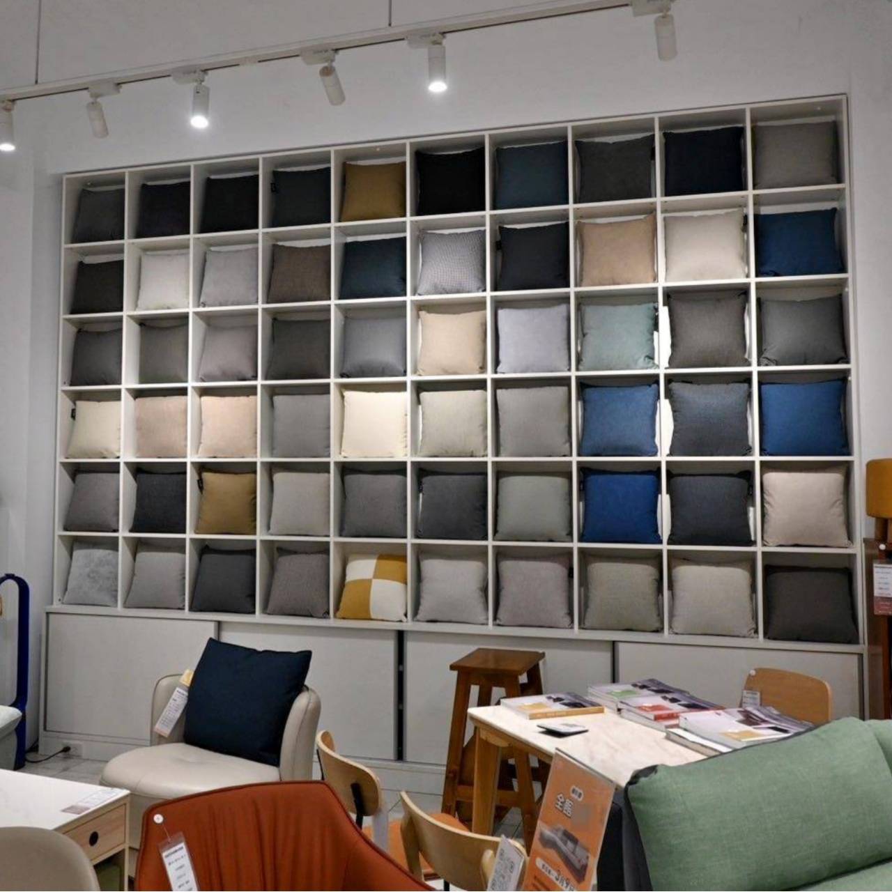 苗栗家具推薦|億家具批發倉庫苗栗店|台灣製造平價精品家具,工廠直營客製化沙發,人人可享批發價,創造舒適品味居家環境! - 第123張圖 苗栗家具推薦|億家具批發倉庫苗栗店|台灣製造平價精品家具,工廠直營客製化沙發,人人可享批發價,創造舒適品味居家環境!