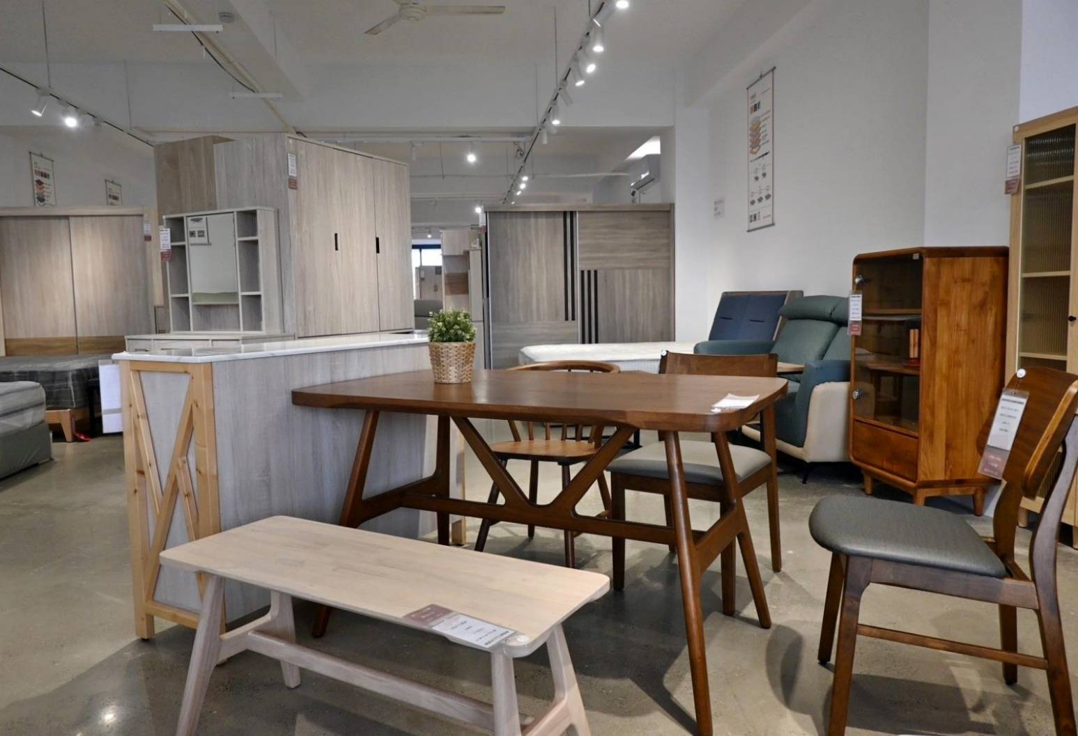 苗栗家具推薦|億家具批發倉庫苗栗店|台灣製造平價精品家具,工廠直營客製化沙發,人人可享批發價,創造舒適品味居家環境! - 第77張圖 苗栗家具推薦|億家具批發倉庫苗栗店|台灣製造平價精品家具,工廠直營客製化沙發,人人可享批發價,創造舒適品味居家環境!