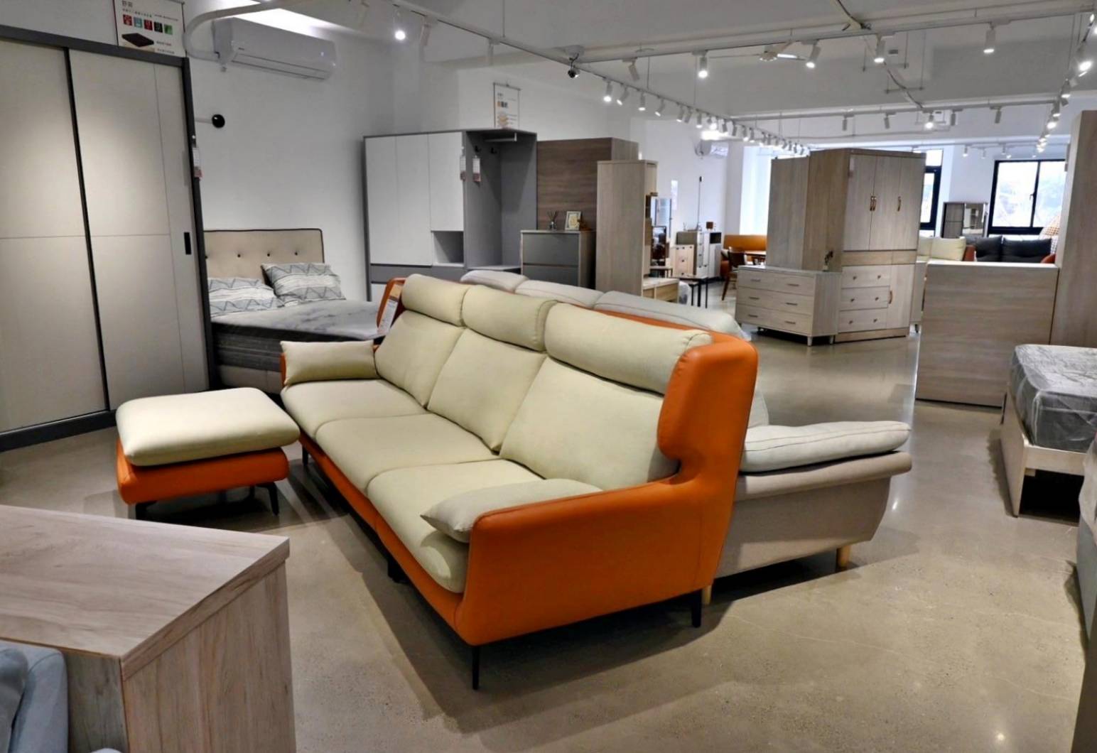 苗栗家具推薦|億家具批發倉庫苗栗店|台灣製造平價精品家具,工廠直營客製化沙發,人人可享批發價,創造舒適品味居家環境! - 第90張圖 苗栗家具推薦|億家具批發倉庫苗栗店|台灣製造平價精品家具,工廠直營客製化沙發,人人可享批發價,創造舒適品味居家環境!