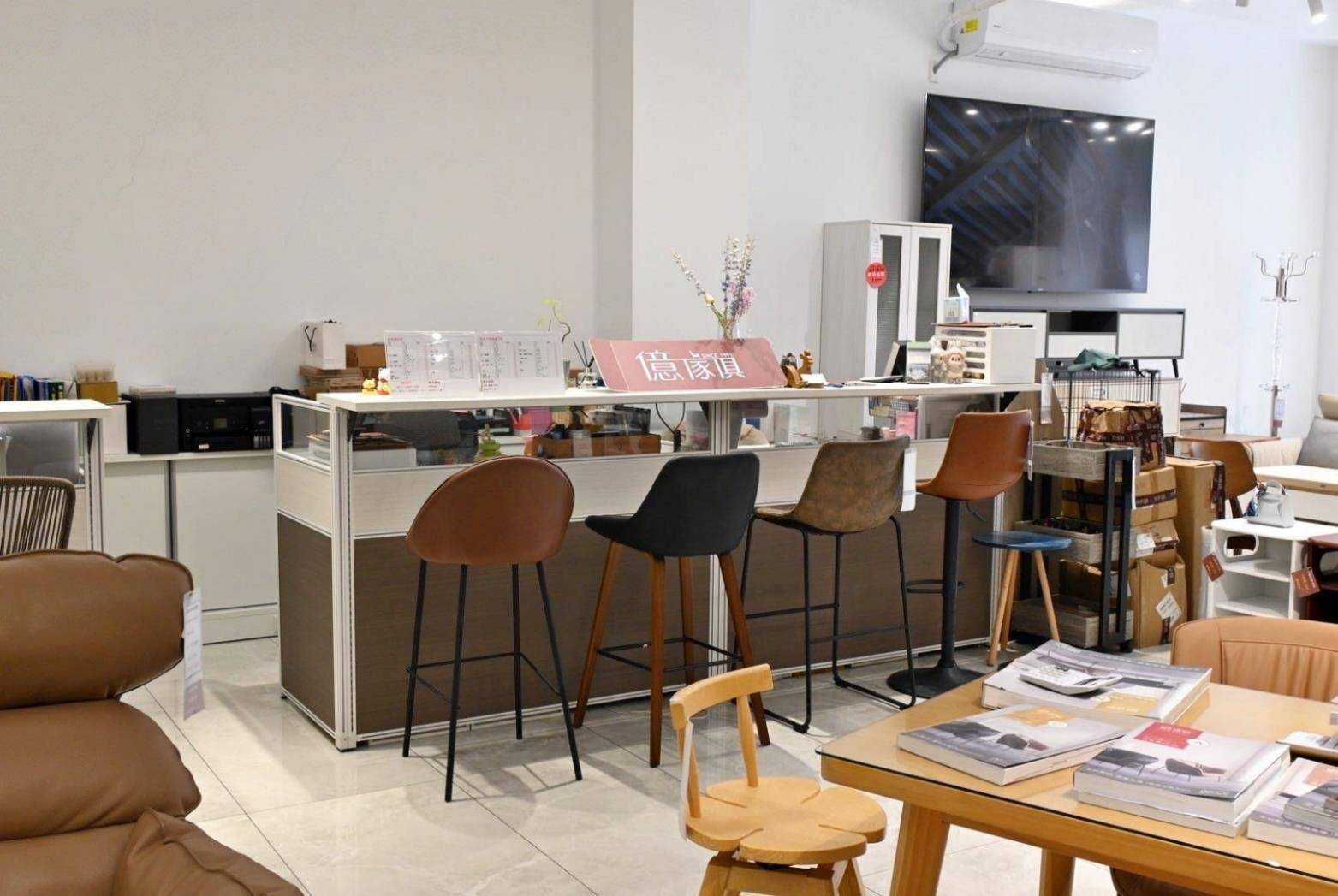 苗栗家具推薦|億家具批發倉庫苗栗店|台灣製造平價精品家具,工廠直營客製化沙發,人人可享批發價,創造舒適品味居家環境! - 第13張圖 苗栗家具推薦|億家具批發倉庫苗栗店|台灣製造平價精品家具,工廠直營客製化沙發,人人可享批發價,創造舒適品味居家環境!