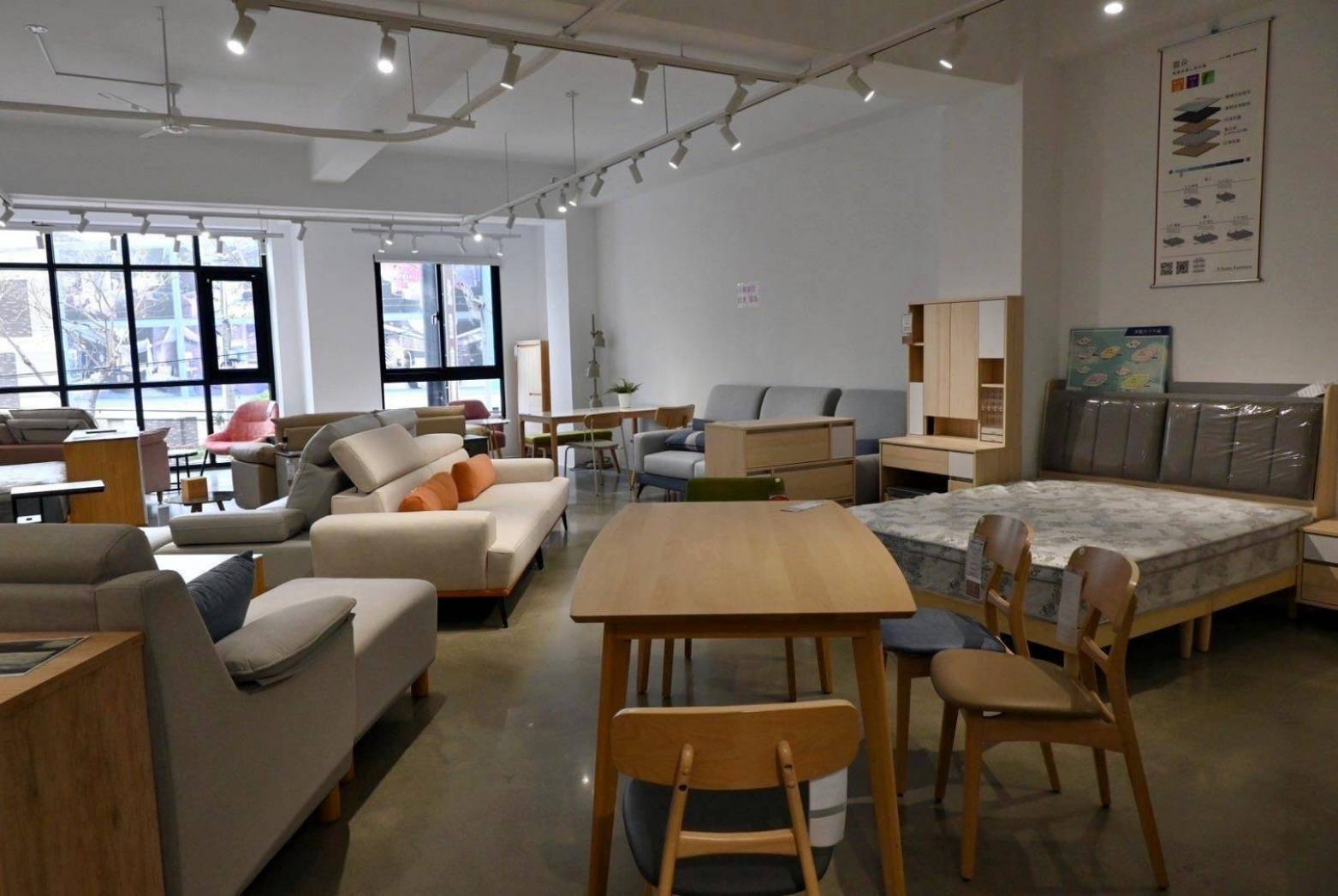 苗栗家具推薦|億家具批發倉庫苗栗店|台灣製造平價精品家具,工廠直營客製化沙發,人人可享批發價,創造舒適品味居家環境! - 第31張圖 苗栗家具推薦|億家具批發倉庫苗栗店|台灣製造平價精品家具,工廠直營客製化沙發,人人可享批發價,創造舒適品味居家環境!