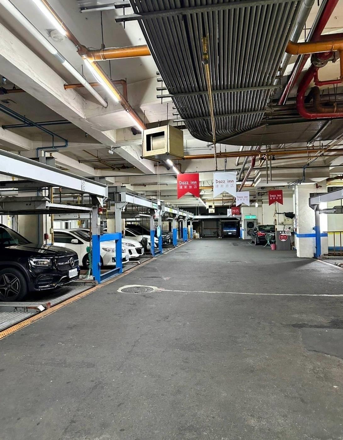 台中西屯區住宿推薦｜達斯旅店Dazz inn｜二訪入住四人房，提供住宿客免費停車場，獨樹一幟童繪主題多種客房，逢甲夜市商圈近在咫尺，吃喝玩樂生活機能方便之達斯旅店入住心得分享！