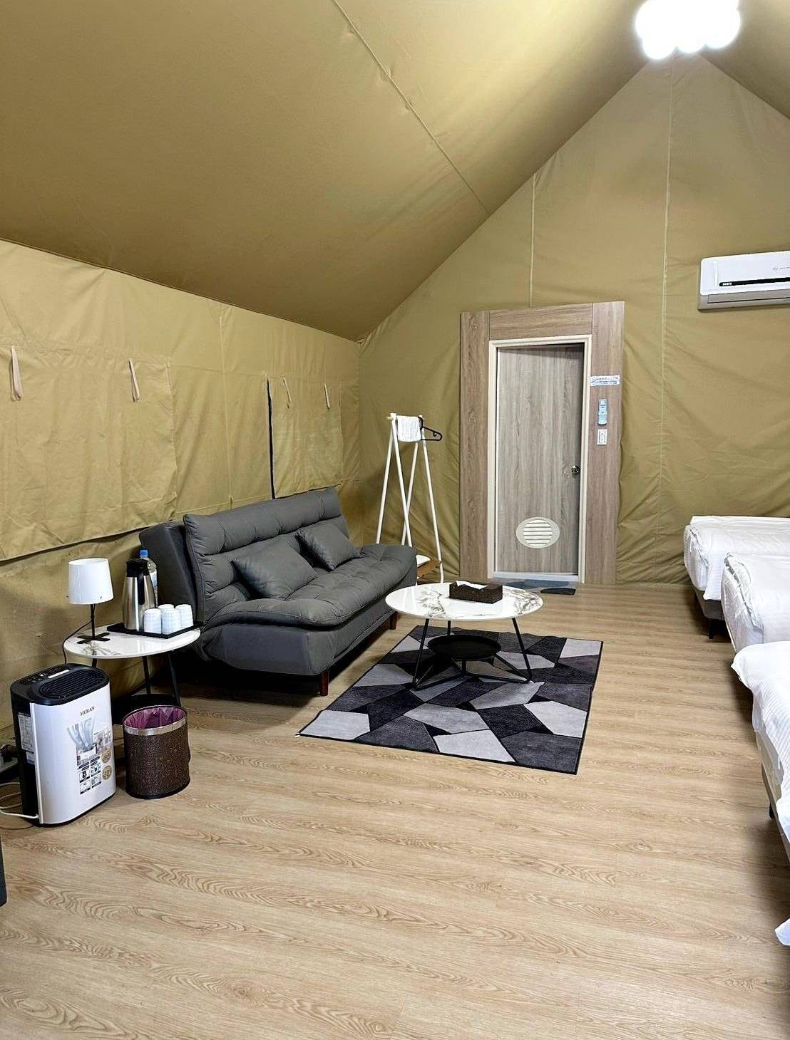 新竹縣尖石鄉露營推薦｜星空漫漫Starry Sky｜夜宿輕帳篷，林木蒼蒼花草扶疏，適合各年齡層之懶人露營入住心得分享！