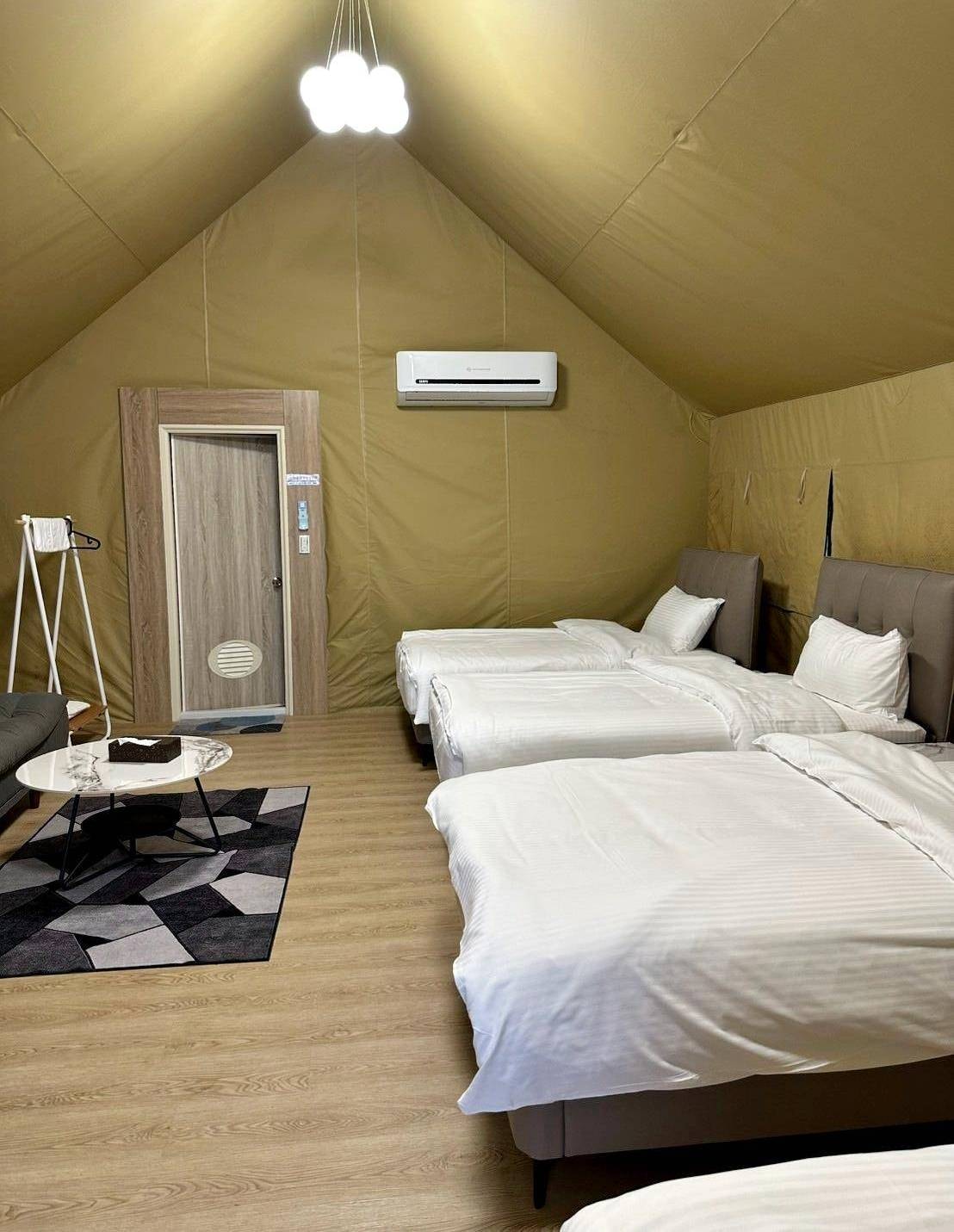 新竹縣尖石鄉露營推薦｜星空漫漫Starry Sky｜夜宿輕帳篷，林木蒼蒼花草扶疏，適合各年齡層之懶人露營入住心得分享！