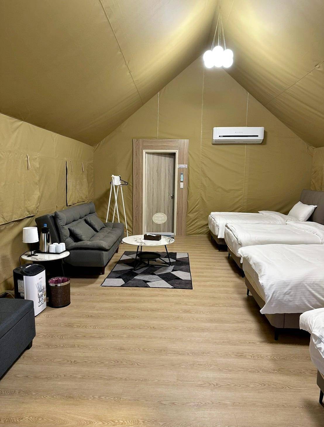 新竹縣尖石鄉露營推薦｜星空漫漫Starry Sky｜夜宿輕帳篷，林木蒼蒼花草扶疏，適合各年齡層之懶人露營入住心得分享！