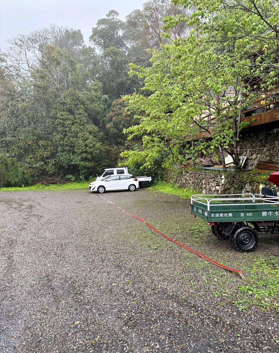 新竹縣尖石鄉露營推薦｜星空漫漫Starry Sky｜夜宿輕帳篷，林木蒼蒼花草扶疏，適合各年齡層之懶人露營入住心得分享！