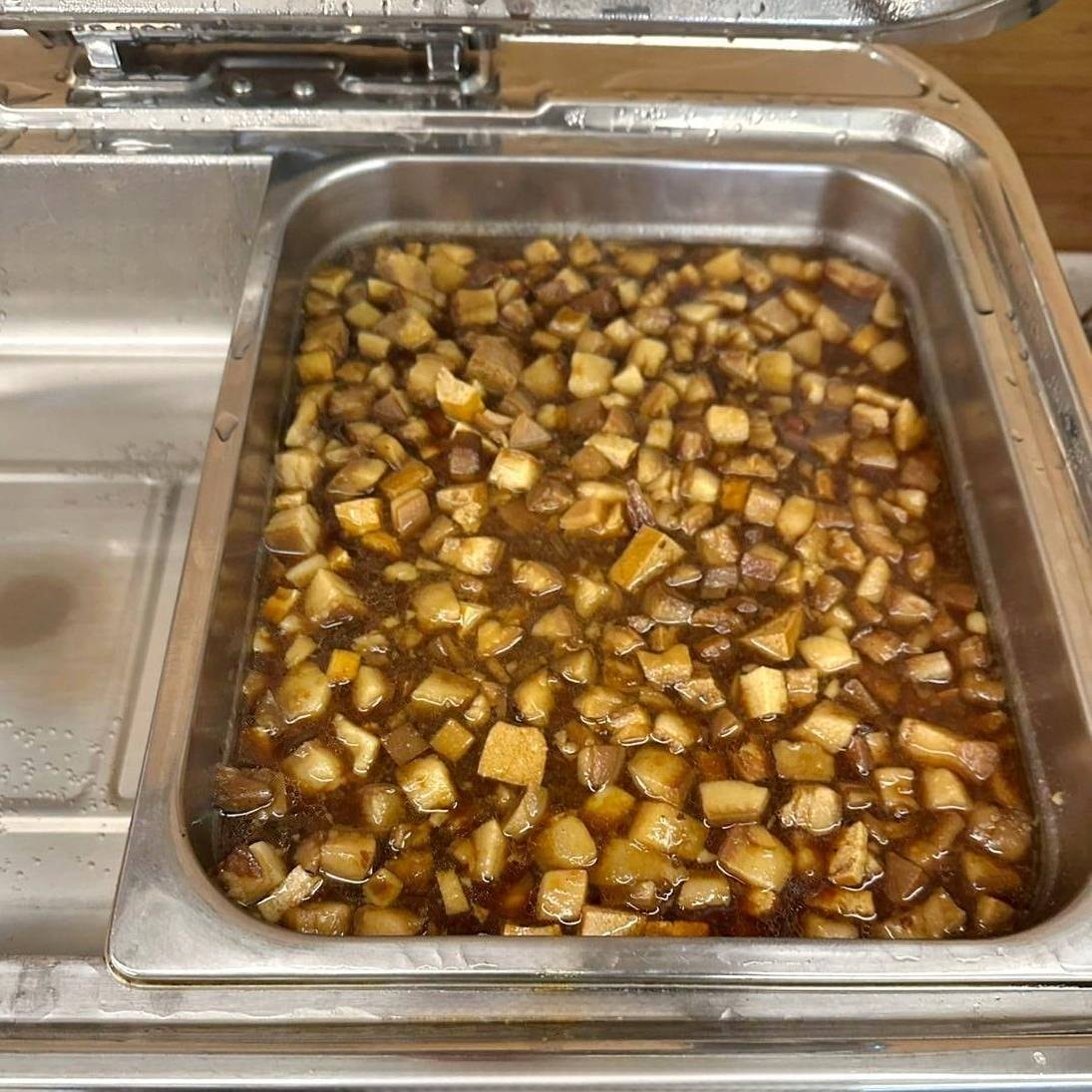 新竹縣尖石鄉露營推薦｜星空漫漫Starry Sky｜夜宿輕帳篷，林木蒼蒼花草扶疏，適合各年齡層之懶人露營入住心得分享！