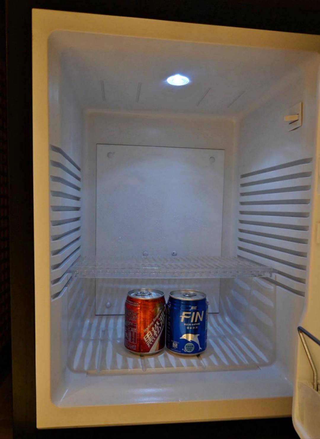 台中市南屯區住宿推薦｜台中芭蕾城堡酒店｜人與自然和諧共生的空間設計，踏入房間處處藏著驚喜，一泊一食，沉浸於靜謐自在氛圍中，芭蕾城堡酒店開箱分享！