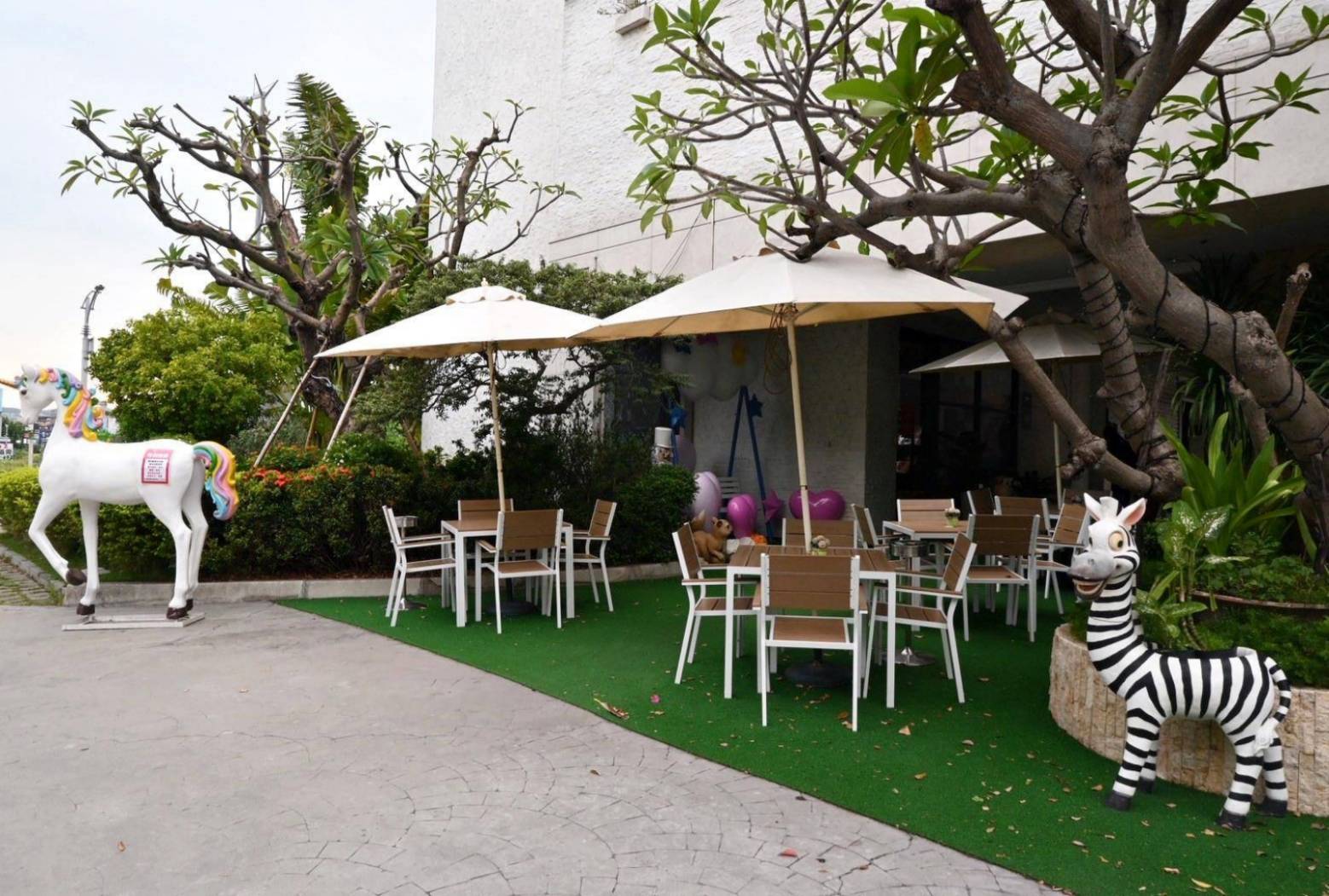 台中市南屯區住宿推薦｜台中芭蕾城堡酒店｜人與自然和諧共生的空間設計，踏入房間處處藏著驚喜，一泊一食，沉浸於靜謐自在氛圍中，芭蕾城堡酒店開箱分享！