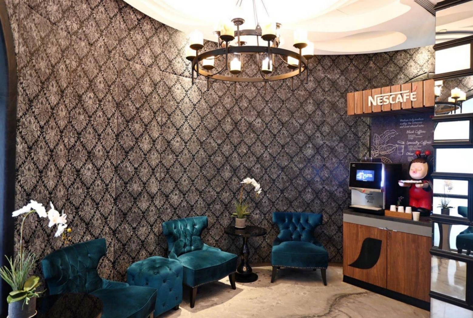 台中市南屯區住宿推薦｜台中芭蕾城堡酒店｜人與自然和諧共生的空間設計，踏入房間處處藏著驚喜，一泊一食，沉浸於靜謐自在氛圍中，芭蕾城堡酒店開箱分享！