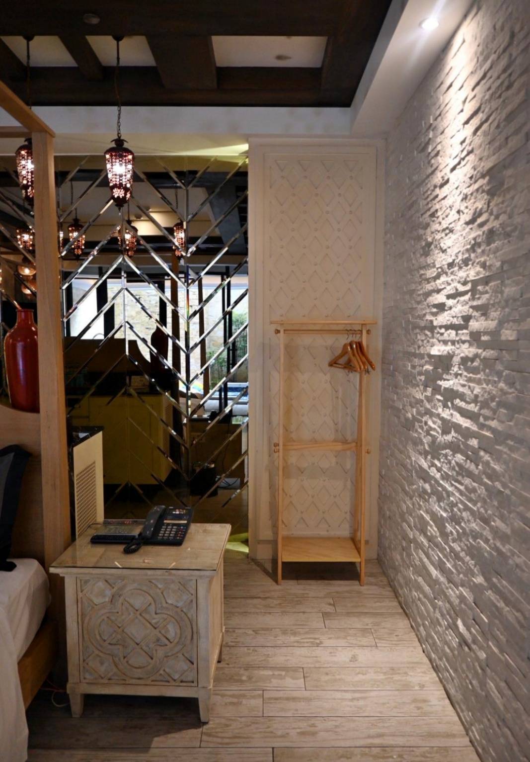 台中市南屯區住宿推薦｜台中芭蕾城堡酒店｜人與自然和諧共生的空間設計，踏入房間處處藏著驚喜，一泊一食，沉浸於靜謐自在氛圍中，芭蕾城堡酒店開箱分享！