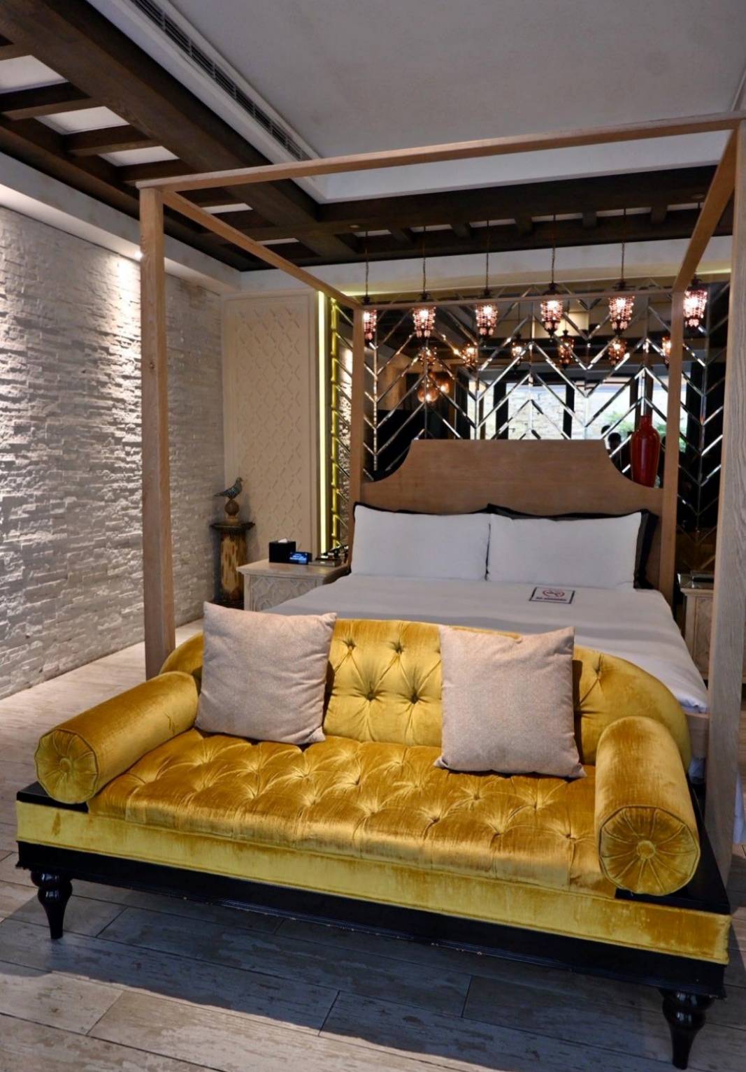 台中市南屯區住宿推薦｜台中芭蕾城堡酒店｜人與自然和諧共生的空間設計，踏入房間處處藏著驚喜，一泊一食，沉浸於靜謐自在氛圍中，芭蕾城堡酒店開箱分享！