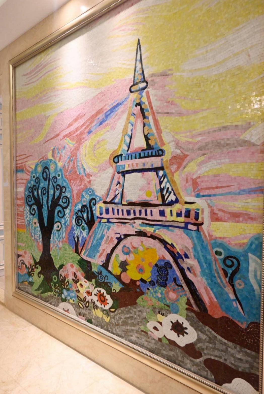 台中市南屯區住宿推薦｜台中芭蕾城堡酒店｜人與自然和諧共生的空間設計，踏入房間處處藏著驚喜，一泊一食，沉浸於靜謐自在氛圍中，芭蕾城堡酒店開箱分享！