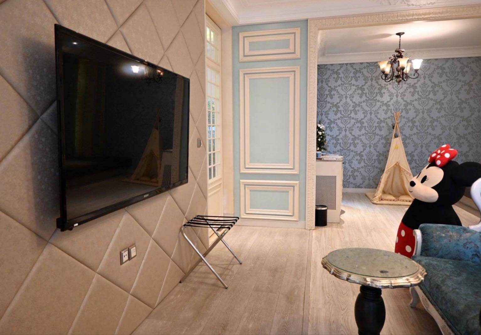 台中市南屯區住宿推薦｜台中芭蕾城堡酒店｜人與自然和諧共生的空間設計，踏入房間處處藏著驚喜，一泊一食，沉浸於靜謐自在氛圍中，芭蕾城堡酒店開箱分享！