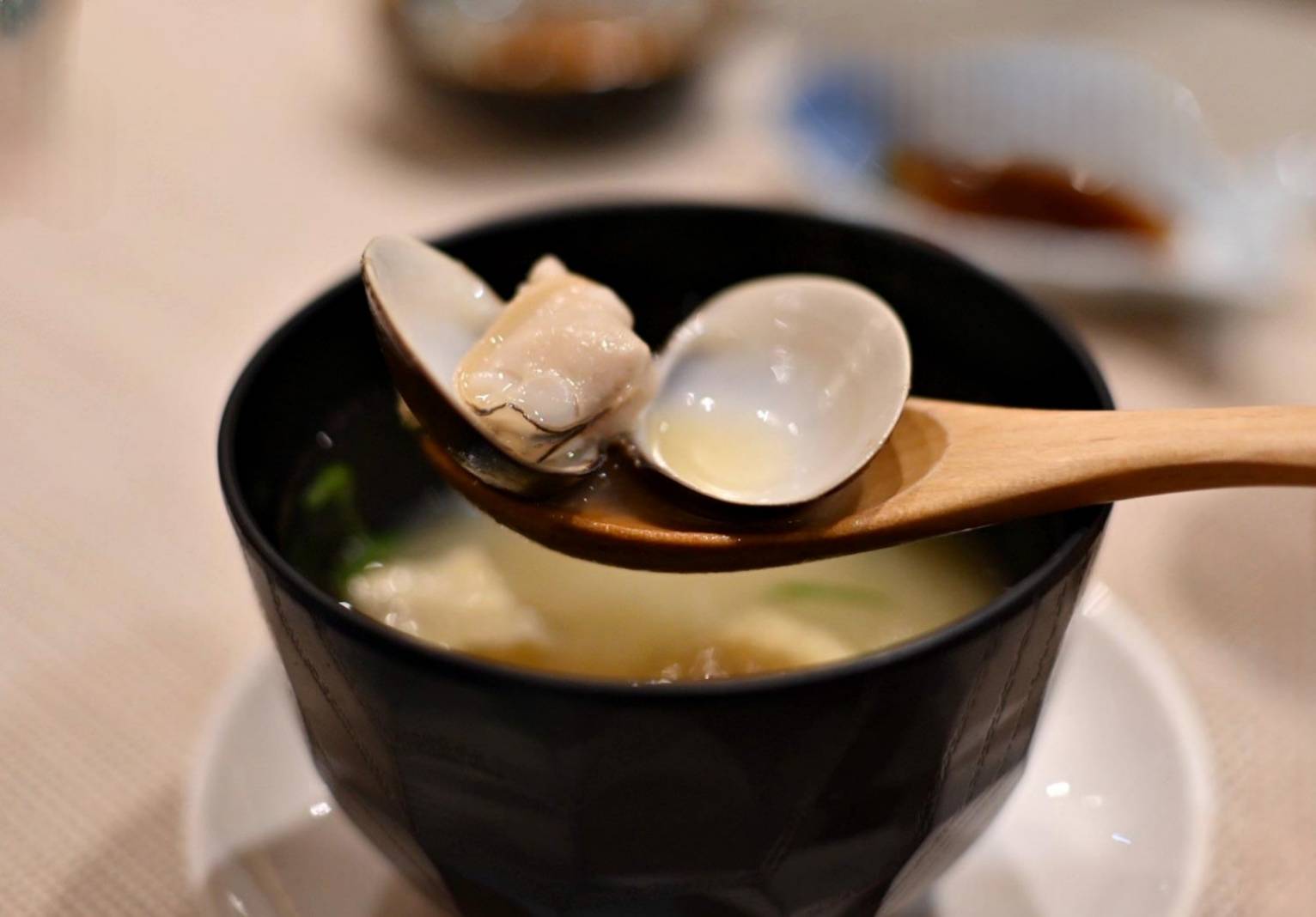 台中日本料理推薦｜台中市北屯區鮨初割烹料理｜全預約制割烹料理開箱，日式無菜單創意料理，一口入魂驚艷味蕾！