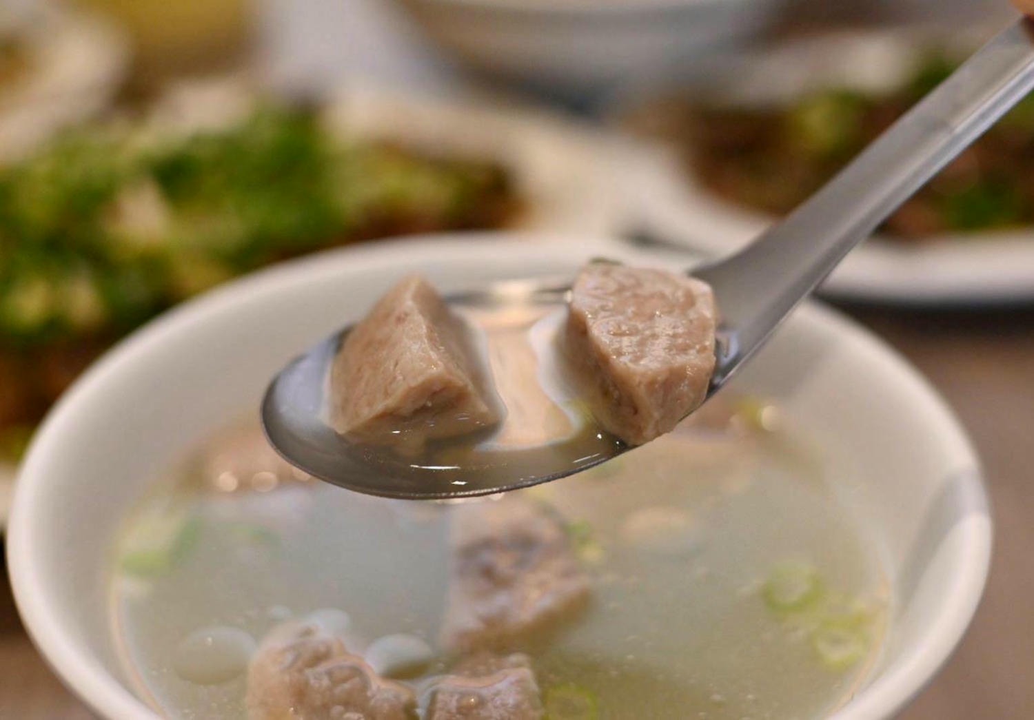 台南美食推薦｜竹滬麵店（小東路無名麵店）｜經典麻醬麵與滷味，高CP值平價料理、湯品麵食與滷味組合之美食饗宴！