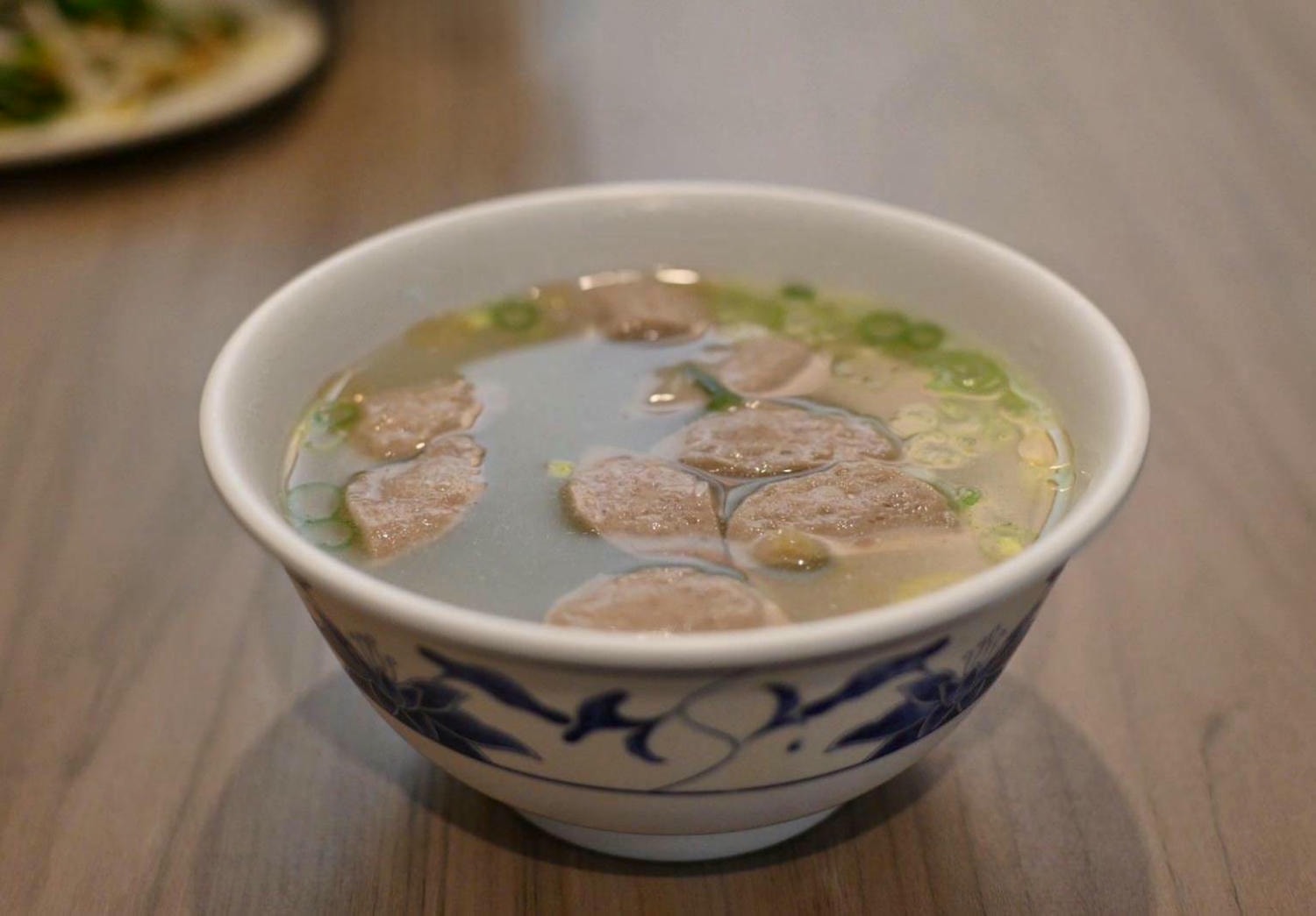 台南美食推薦｜竹滬麵店（小東路無名麵店）｜經典麻醬麵與滷味，高CP值平價料理、湯品麵食與滷味組合之美食饗宴！