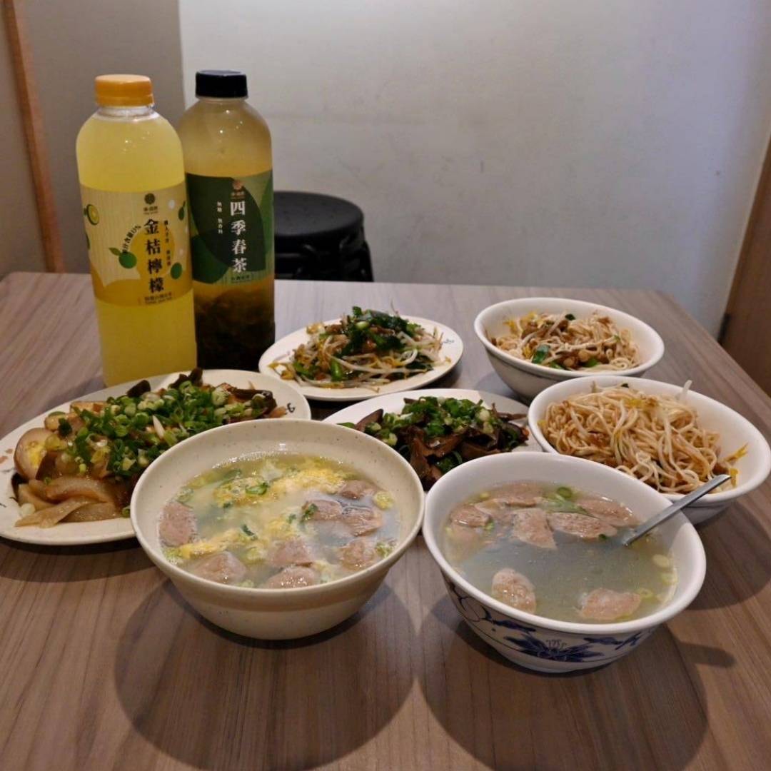 台南美食推薦｜竹滬麵店（小東路無名麵店）｜經典麻醬麵與滷味，高CP值平價料理、湯品麵食與滷味組合之美食饗宴！