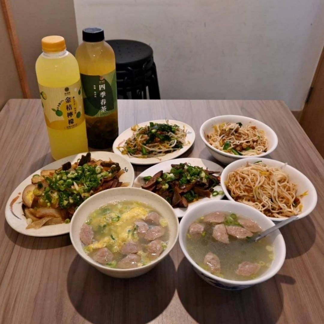 台南美食推薦｜竹滬麵店（小東路無名麵店）｜經典麻醬麵與滷味，高CP值平價料理、湯品麵食與滷味組合之美食饗宴！