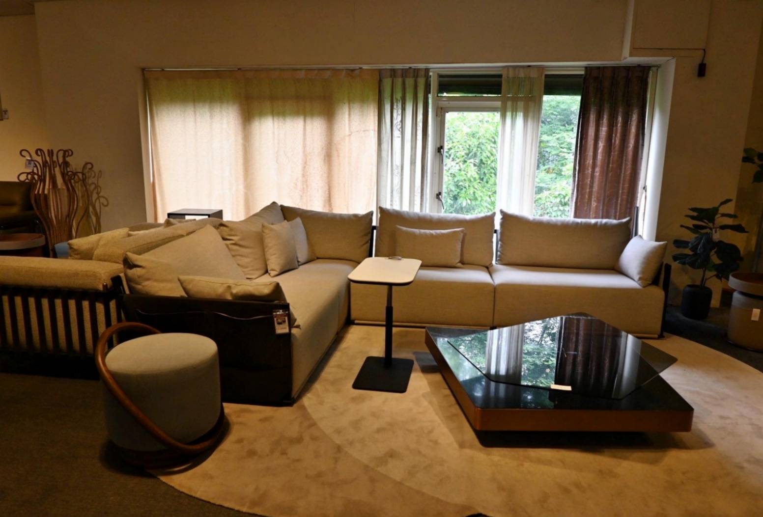 台中家具推薦｜拾光空間 | Timespace 家居概念館：自營沙發工廠、木工廠、噴漆場，廠店合一全方位服務，客製化家具一站購足，輕鬆打造舒適迷人生活空間質感！