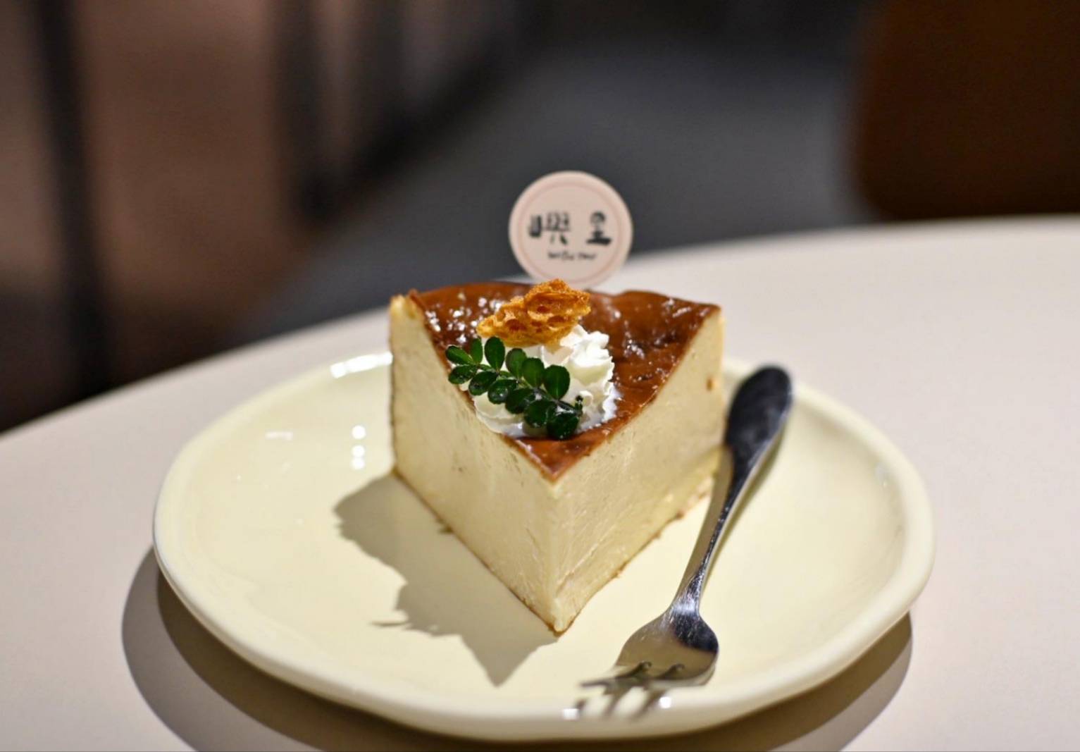 台中義式料理推薦｜台中市東區嶼里 With You｜溫馨優雅文青餐廳，風味義大利麵、甜點、特調飲品、早午餐必試，一吃成癮、流連忘返的創意料理！