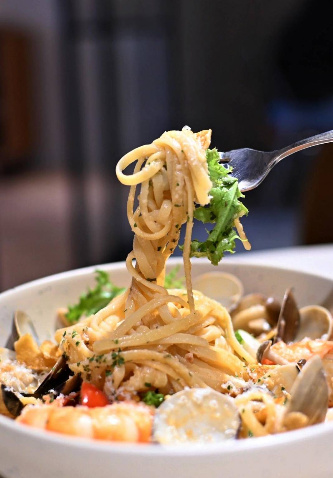 台中義式料理推薦｜台中市東區嶼里 With You｜溫馨優雅文青餐廳，風味義大利麵、甜點、特調飲品、早午餐必試，一吃成癮、流連忘返的創意料理！