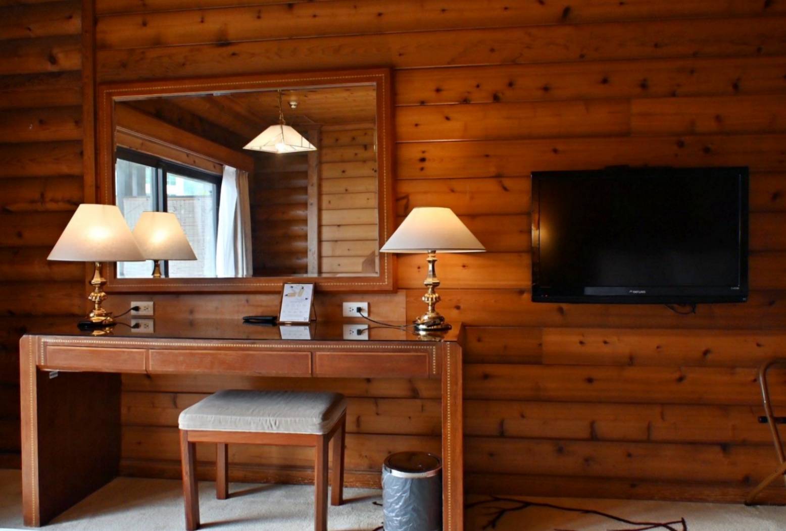 南投縣魚池鄉日月潭住宿推薦｜力麗儷山林會館日月潭館｜一覽日月潭絕美湖景，媲美星級料理與魚藻餐廳特色美食之儷山林會館日月潭館開箱分享！