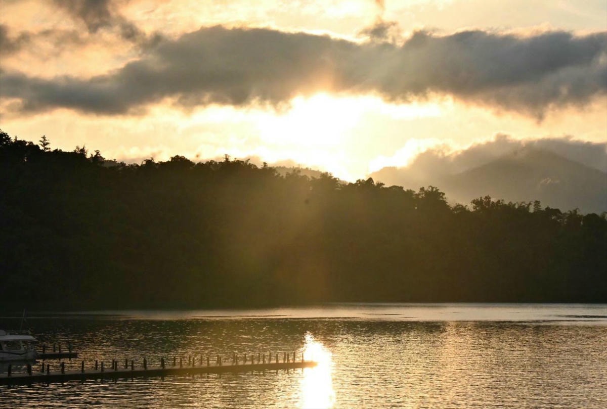 南投縣魚池鄉日月潭住宿推薦｜力麗儷山林會館日月潭館｜一覽日月潭絕美湖景，媲美星級料理與魚藻餐廳特色美食之儷山林會館日月潭館開箱分享！
