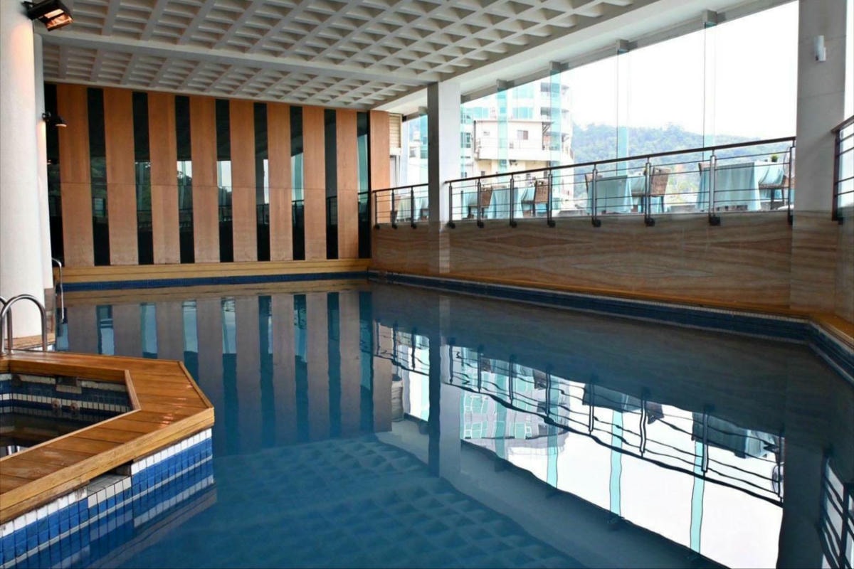 南投縣魚池鄉日月潭住宿推薦｜力麗儷山林會館日月潭館｜一覽日月潭絕美湖景，媲美星級料理與魚藻餐廳特色美食之儷山林會館日月潭館開箱分享！