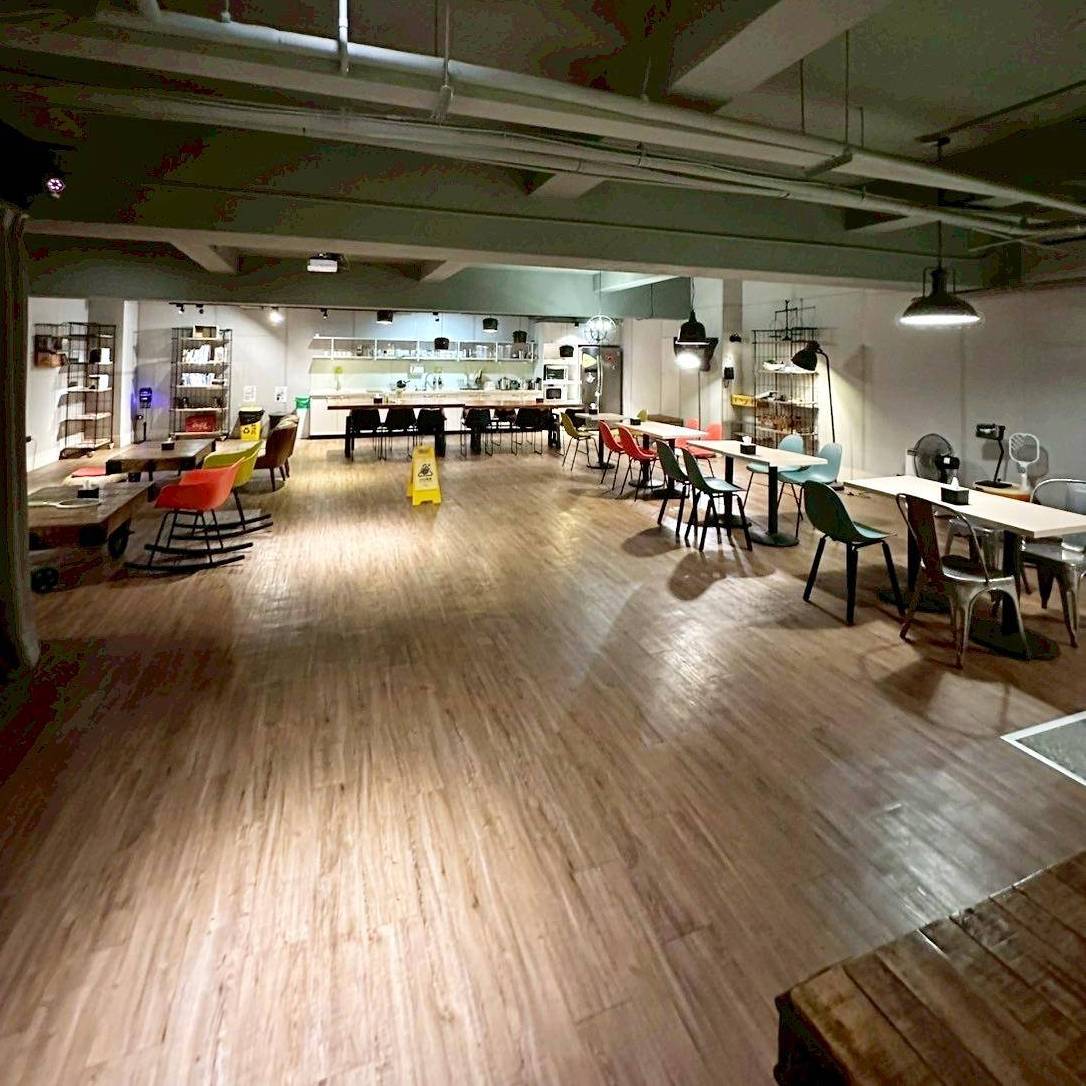 高雄市新興區住宿推薦｜承億文旅小承輕旅｜風格設計旅宿，步行可達六合夜市，美麗島捷運站旁，吃喝玩樂一應俱全之小承輕旅入住心得！