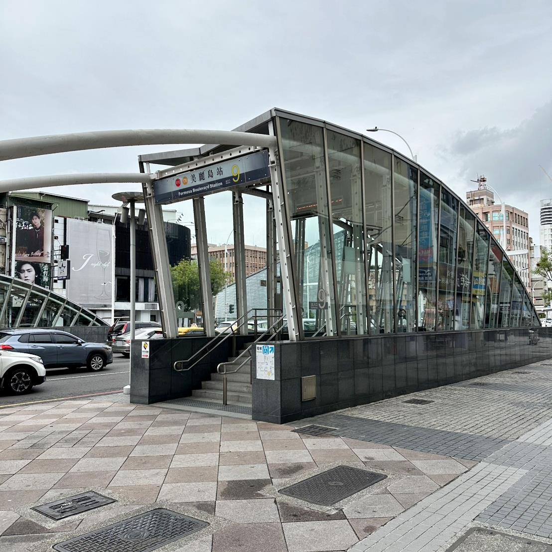 高雄市新興區住宿推薦｜承億文旅小承輕旅｜風格設計旅宿，步行可達六合夜市，美麗島捷運站旁，吃喝玩樂一應俱全之小承輕旅入住心得！