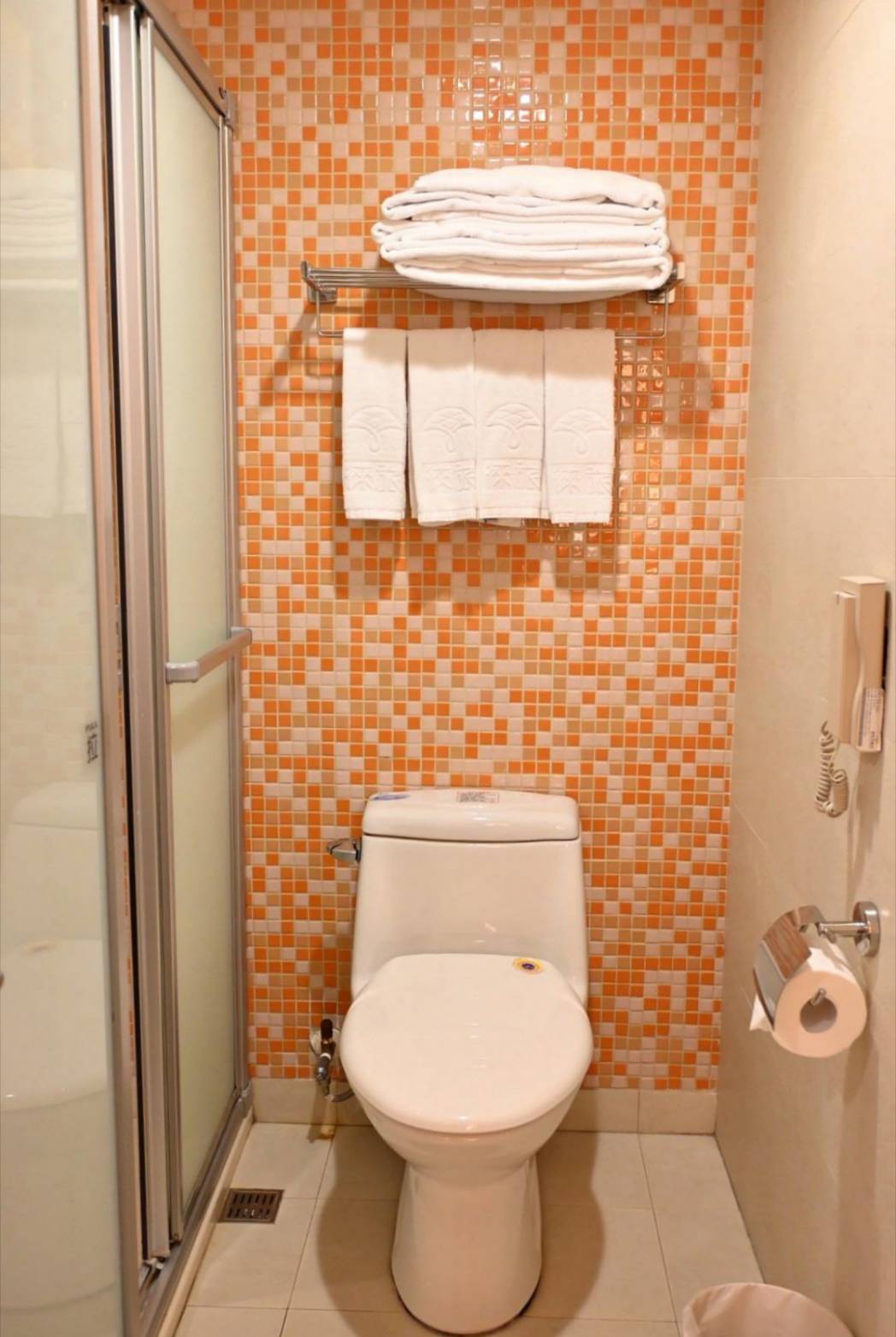 屏東縣恆春鎮住宿推薦｜福容徠旅墾丁店｜福容大飯店旗下輕旅品牌，免費迎賓點心飲品、近大街之福容徠旅墾丁店開箱分享！