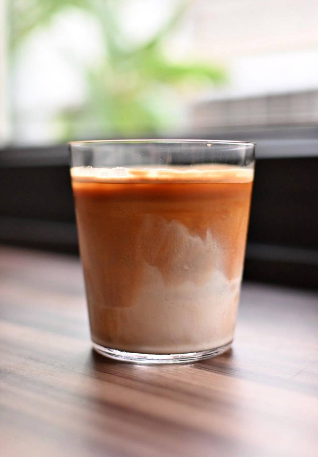 台中異國料理推薦｜台中市西區居無定所餐廳｜主廚匠心手作海鮮、唐揚雞、鴨胸、釜飯、特調飲品，創意美食饗宴，讓人一吃成主顧！