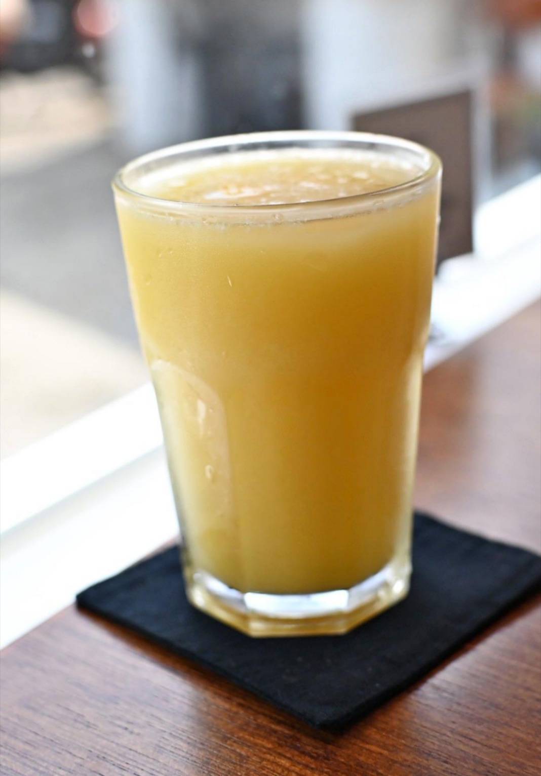 台中義式料理推薦｜台中市大里區食久。茶事｜溫馨綠意貨櫃屋餐廳，義大利麵、甜點、特調飲品通通有，一吃成癮、流連忘返的創意料理！