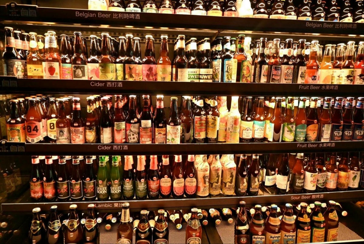 台中餐酒館推薦｜台中市西區ABV Bar & Kitchen地中海餐酒館台中概念店｜全台唯一700款啤酒長廊，主打地中海料理，創意歐陸美味饗宴，一吃就愛上！