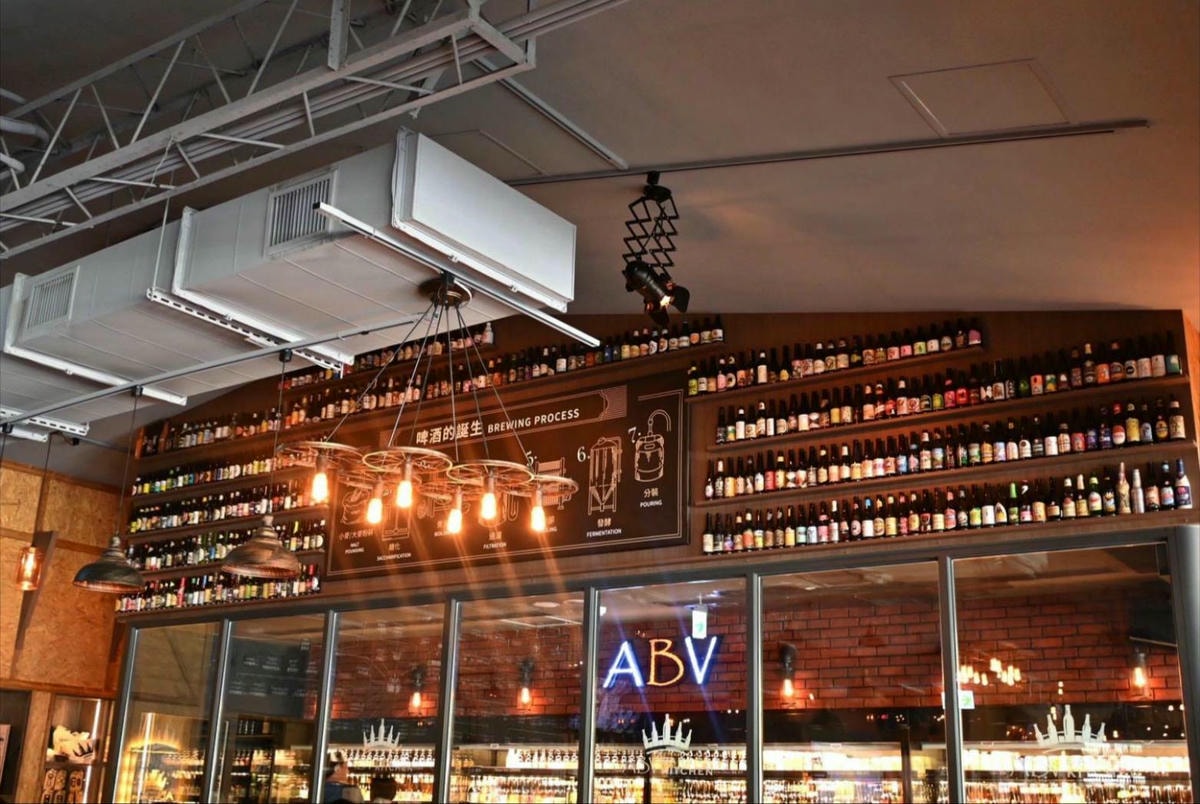 台中餐酒館推薦｜台中市西區ABV Bar & Kitchen地中海餐酒館台中概念店｜全台唯一700款啤酒長廊，主打地中海料理，創意歐陸美味饗宴，一吃就愛上！
