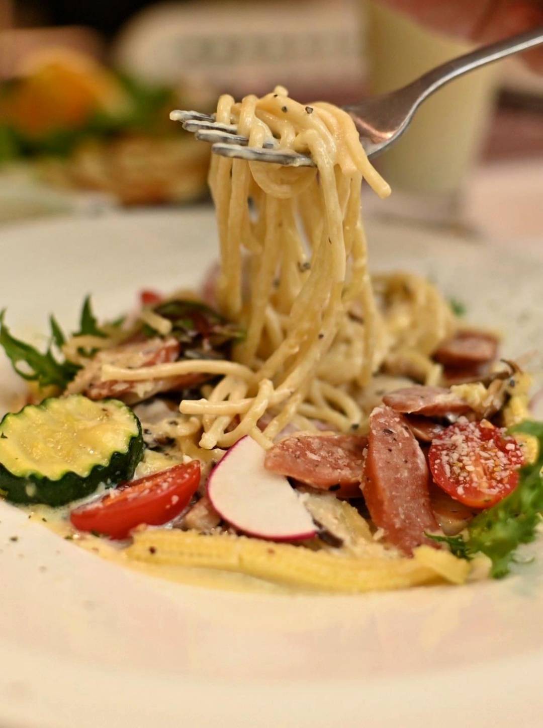 台中異國料理推薦｜台中市北屯區綠萼159 地中海南法料理｜全台唯一兔奴俱樂部，寵物友善餐廳，主打地中海南法料理，創意味蕾饗宴一吃就上癮！