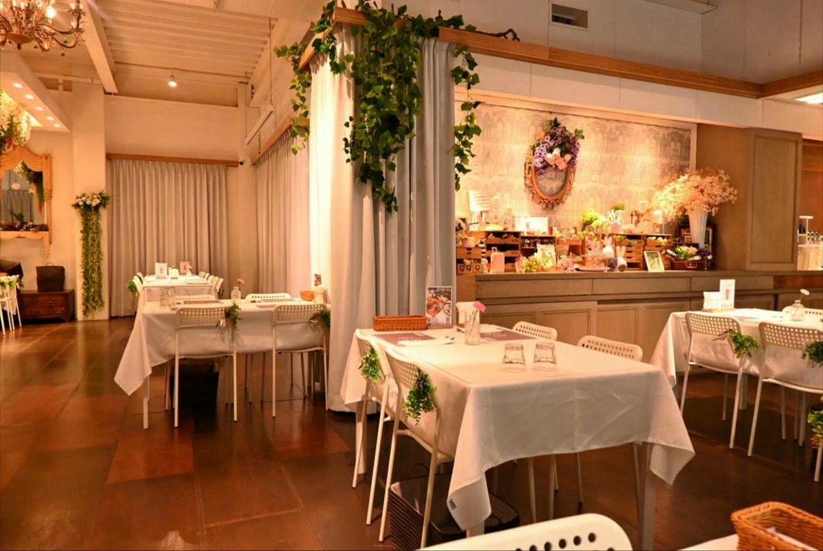 台中異國料理推薦｜台中市北屯區綠萼159 地中海南法料理｜全台唯一兔奴俱樂部，寵物友善餐廳，主打地中海南法料理，創意味蕾饗宴一吃就上癮！