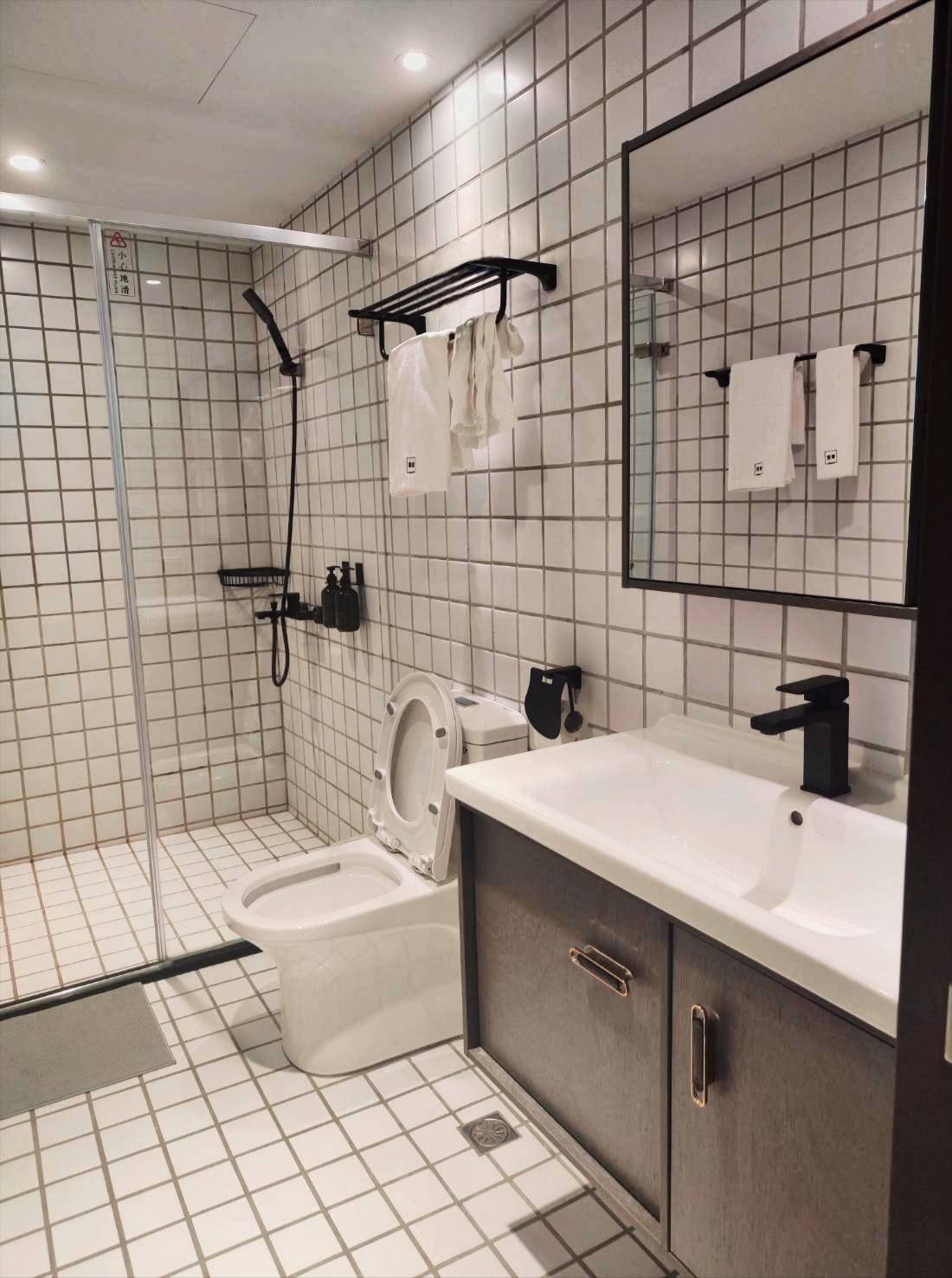 彰化縣彰化市住宿推薦｜華宿文旅｜隱身八卦山半山腰、步行可達南郭路美食街，地點便利、遠離塵囂親近綠意旅宿入住心得分享！