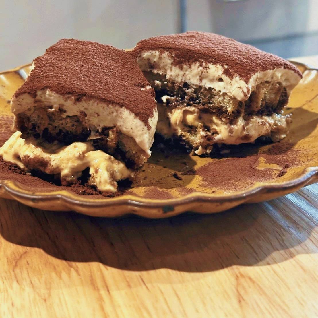 新竹咖啡廳推薦｜新竹市北區招財咖啡｜每日限量人氣餐點與手作甜點，水豚君與多隻貓咪陪伴，貓咪控必訪，甜點控一吃就愛上！