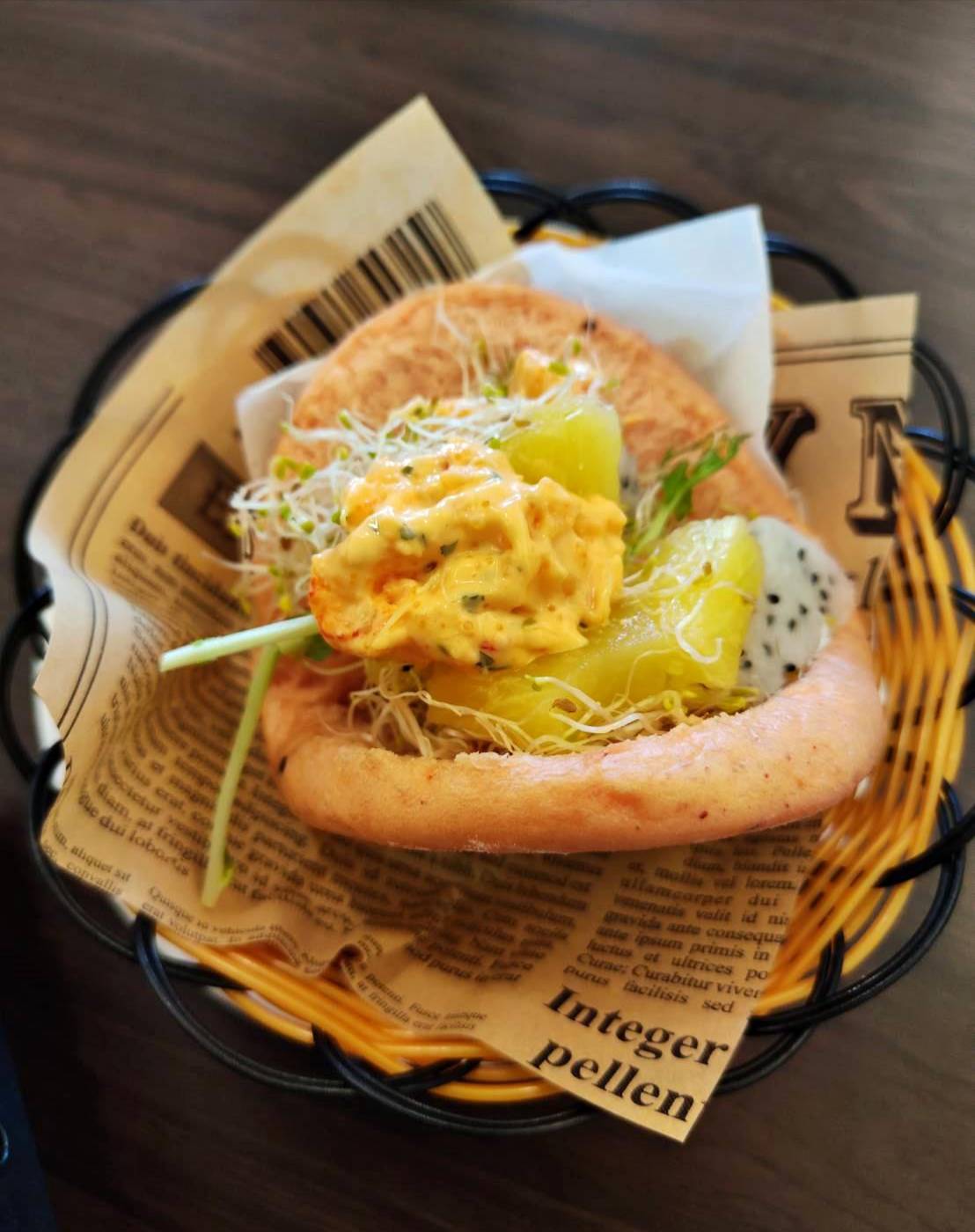 彰化縣埤頭鄉無菜單料理推薦｜燒味鮮私房菜無菜單料理｜主廚匠心手作海鮮豚物鮮蔬炊飯，搭配特調飲品私房美饌，創意饗宴讓人一試成主顧！