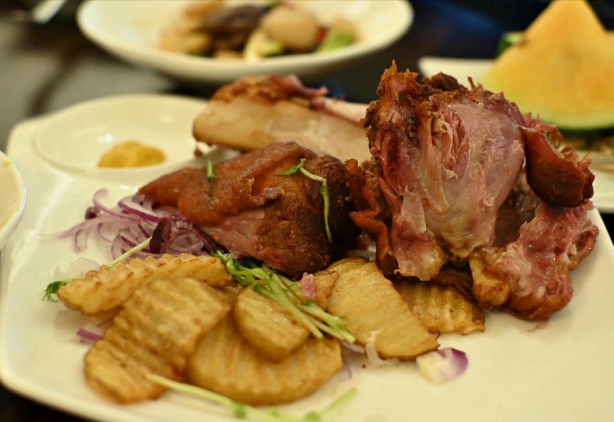 彰化縣埤頭鄉無菜單料理推薦｜燒味鮮私房菜無菜單料理｜主廚匠心手作海鮮豚物鮮蔬炊飯，搭配特調飲品私房美饌，創意饗宴讓人一試成主顧！