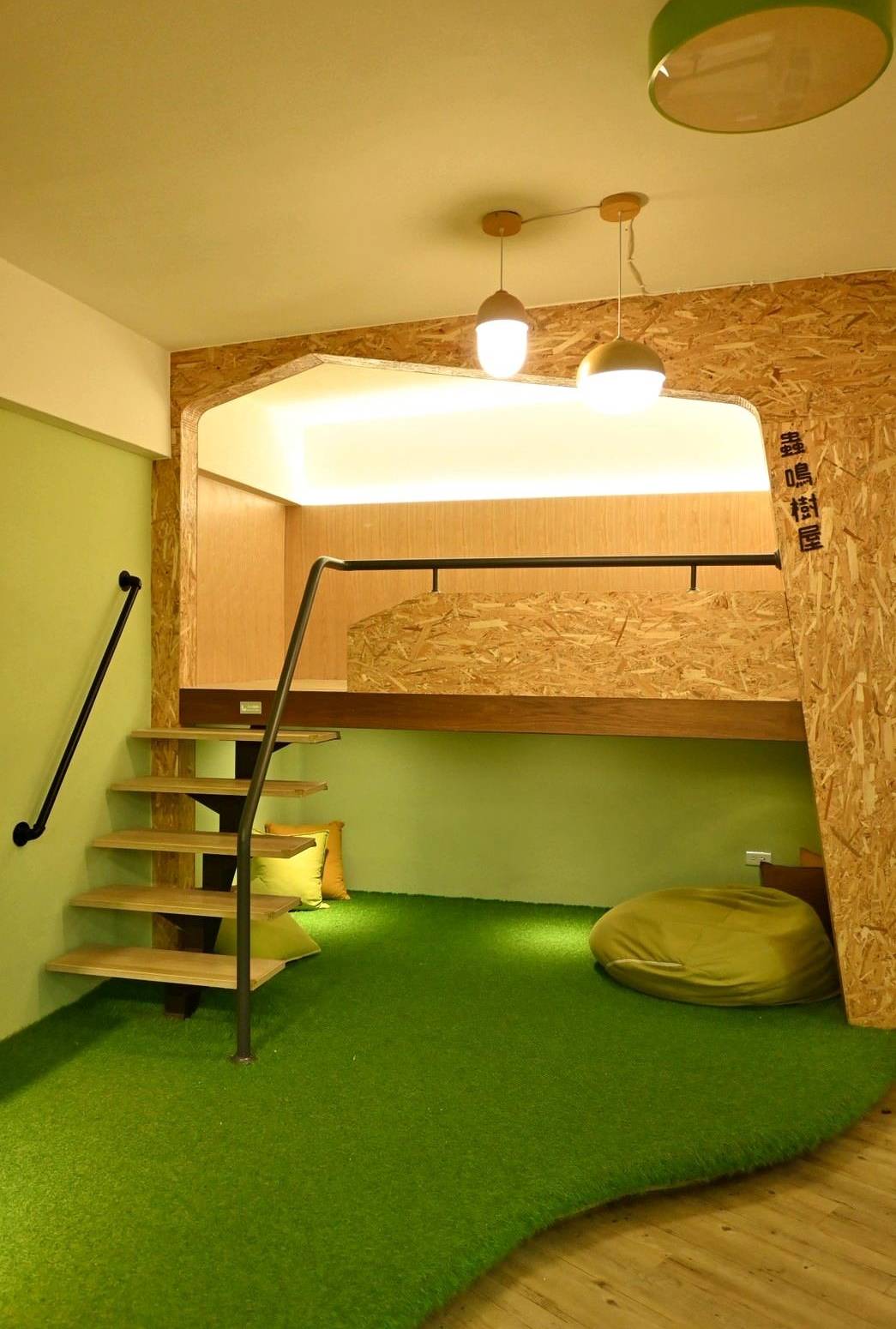 台中市西屯區住宿推薦｜台中逢甲住宿．葉綠宿旅館Green Hotel｜步行逢甲夜市，電梯豪華四人房一泊一食，逢甲吃喝玩樂、生活機能便利入住心得分享！