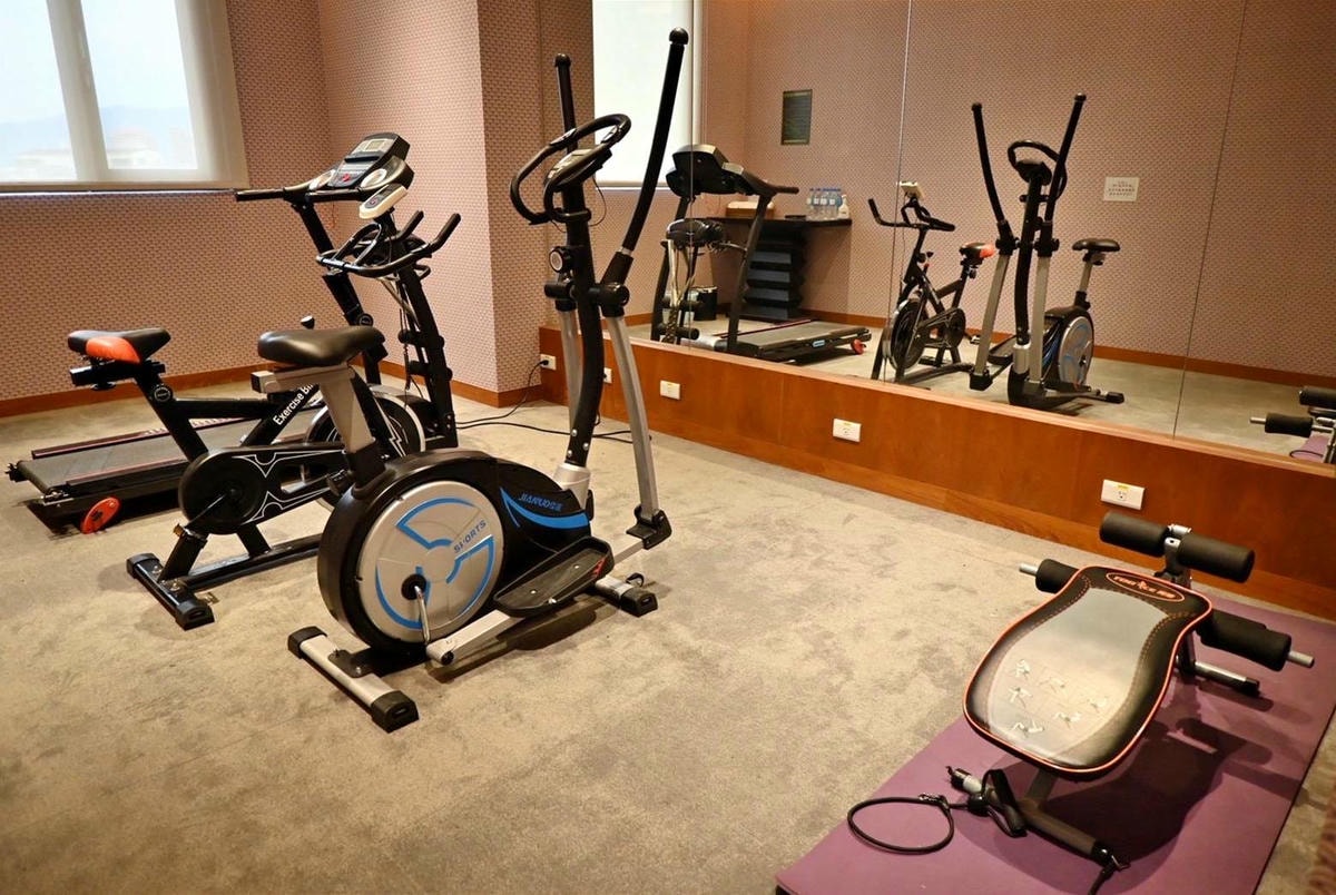 台中太平區住宿推薦｜挪威森林台中漫活館｜室內親子景點、步行1分鐘新光黃昏市場，舒適慢活旅行體驗！