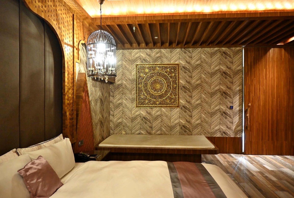 台中太平區住宿推薦｜挪威森林台中漫活館｜室內親子景點、步行1分鐘新光黃昏市場，舒適慢活旅行體驗！