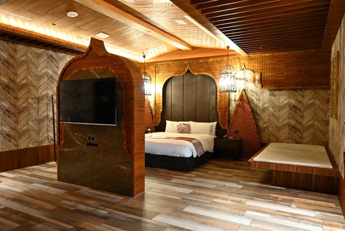 台中太平區住宿推薦｜挪威森林台中漫活館｜室內親子景點、步行1分鐘新光黃昏市場，舒適慢活旅行體驗！